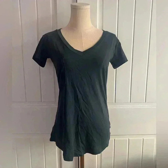 LAmade Pocket V Neck Tee Color Mysterious(Dark Blue-Green) Size Small NWT - Picture 1 of 3